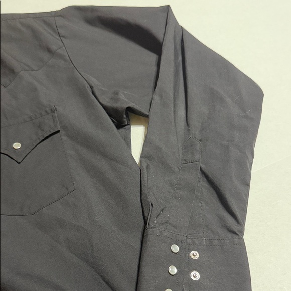 Plains Western Wear Men's Black Button Down Shirt - Picture 4 of 8